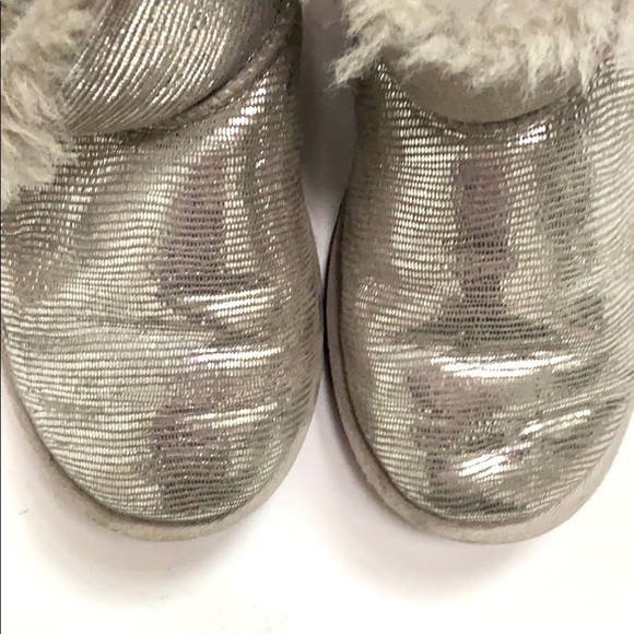 UGG Mini Bailey Button Lizard Boots - Picture 13 of 15